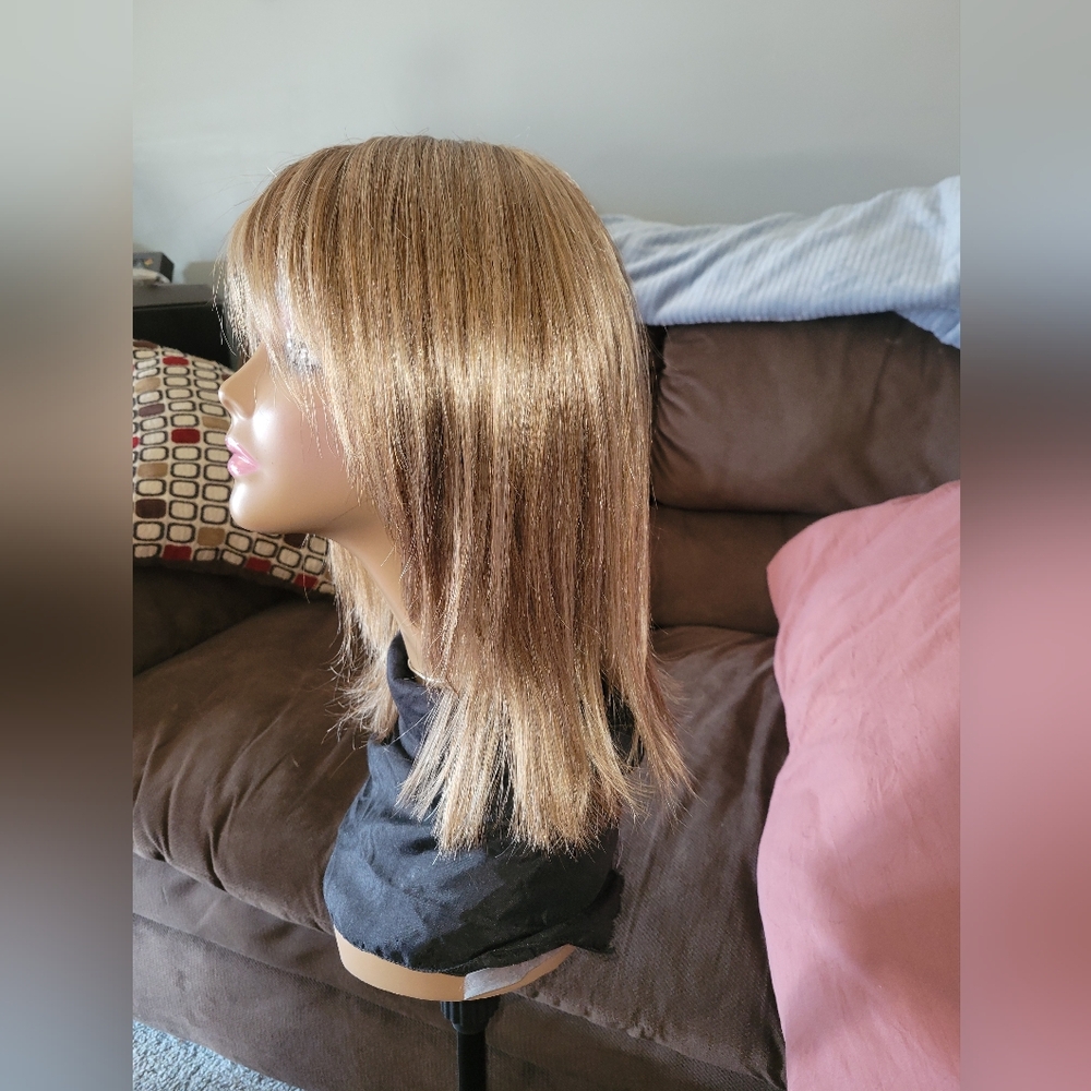 Hunter HT By Tony Of Beverly Wigs In The Color Bamboo! 100% Handtied Luxury Wig! - Picture 3 of 13